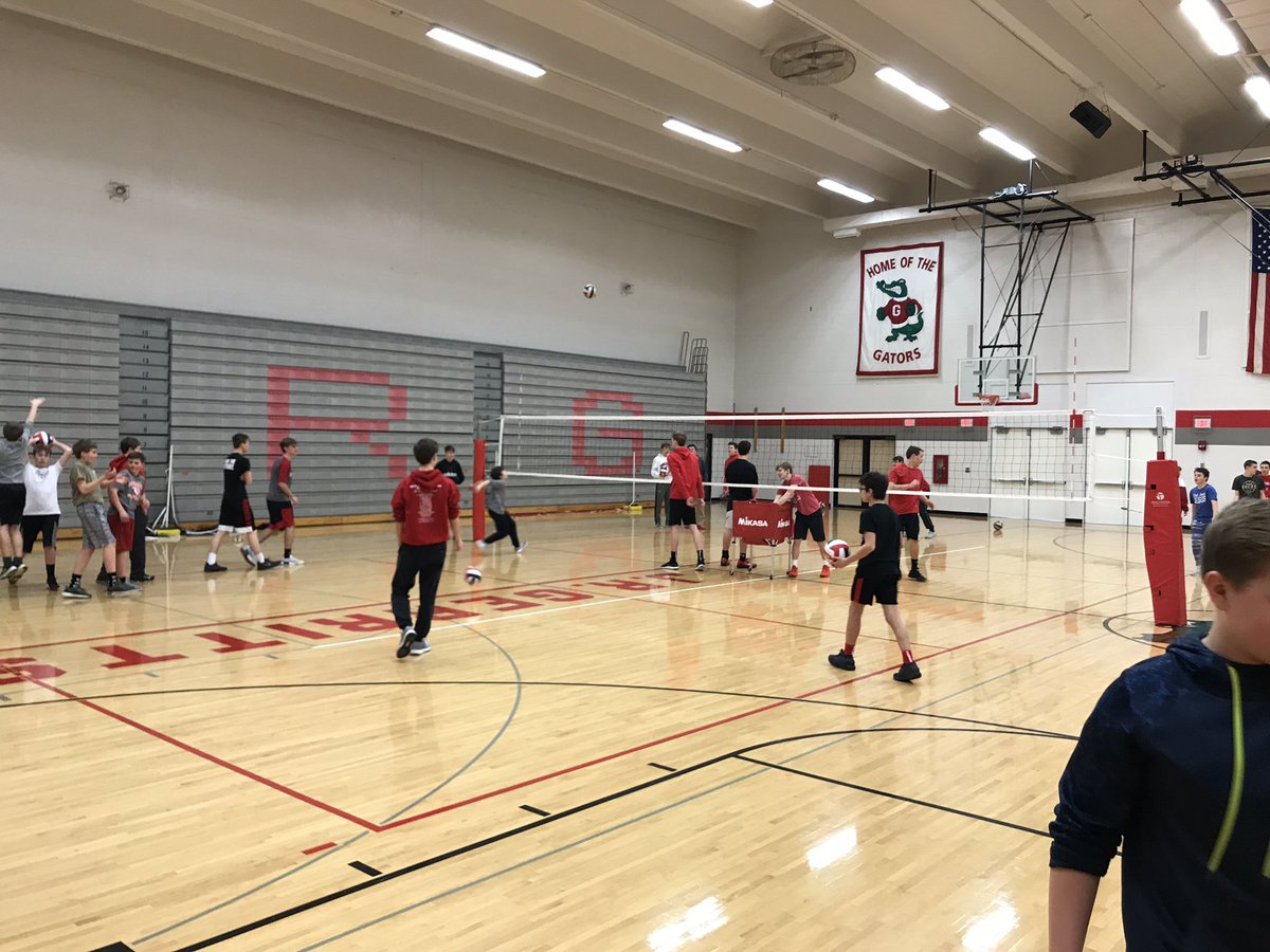 KimberlyBoysVB's tweet photo. Nearly 50 7th &amp; 8th graders in the gym tonight for the 1st practice of the 2019 FVA Middle School League. Amazing!! #boysvolleyball https://t.co/HRylrmOr11