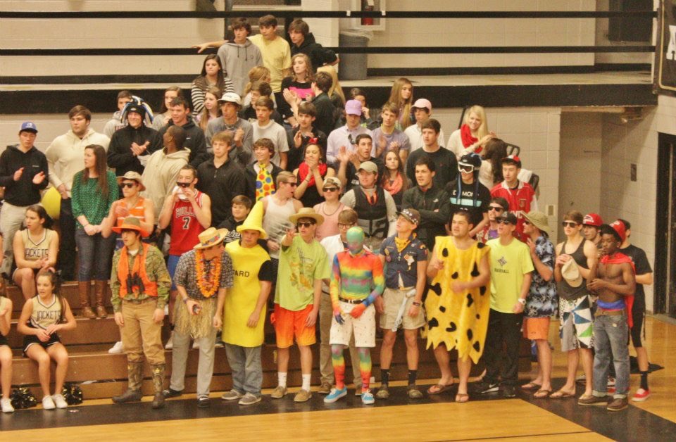 JakeBlackmon96's tweet photo. Check this throwback gem before a playoff W @NAStudentSect https://t.co/0mnNEVgX6r