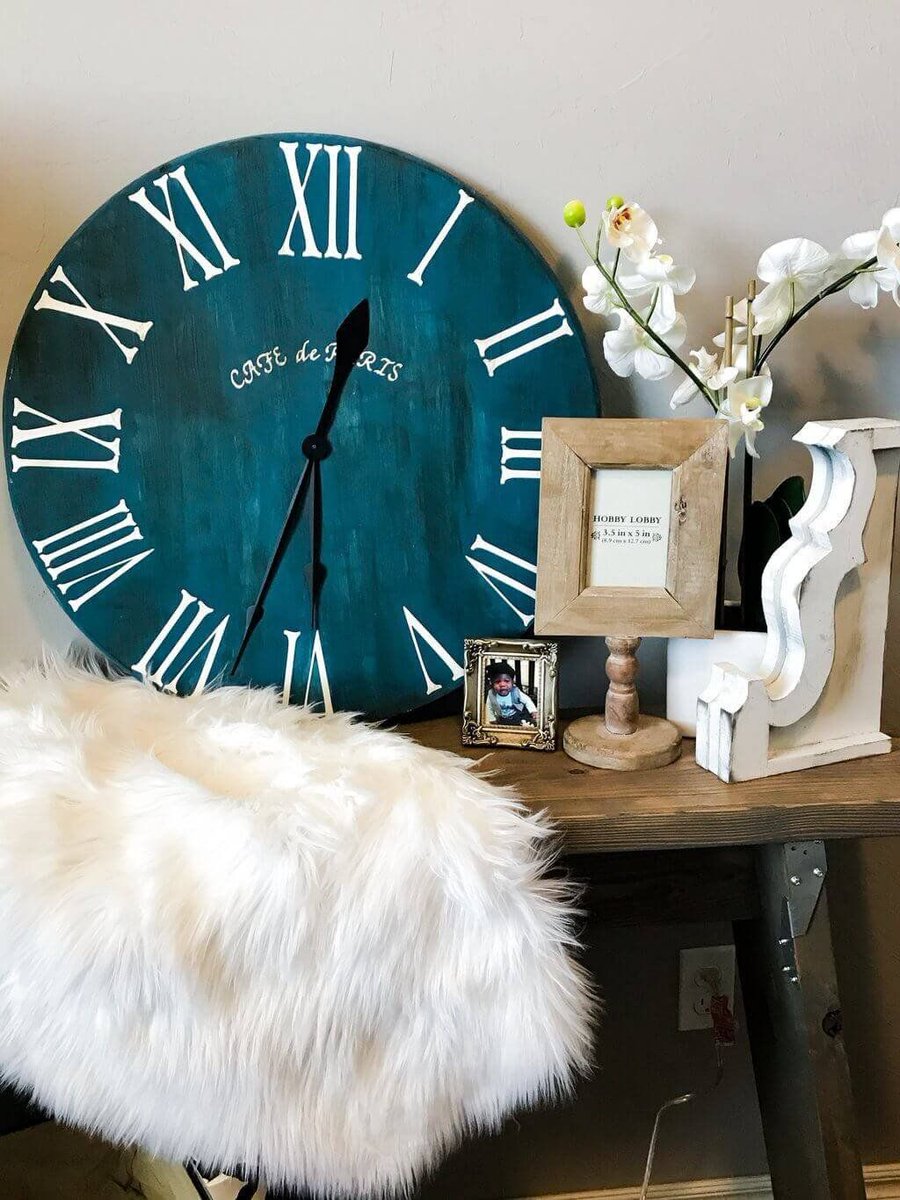 cozyours's tweet image. DIY Roman Numeral Clock Tutorial buff.ly/2GM8V5f #diy #diyclock