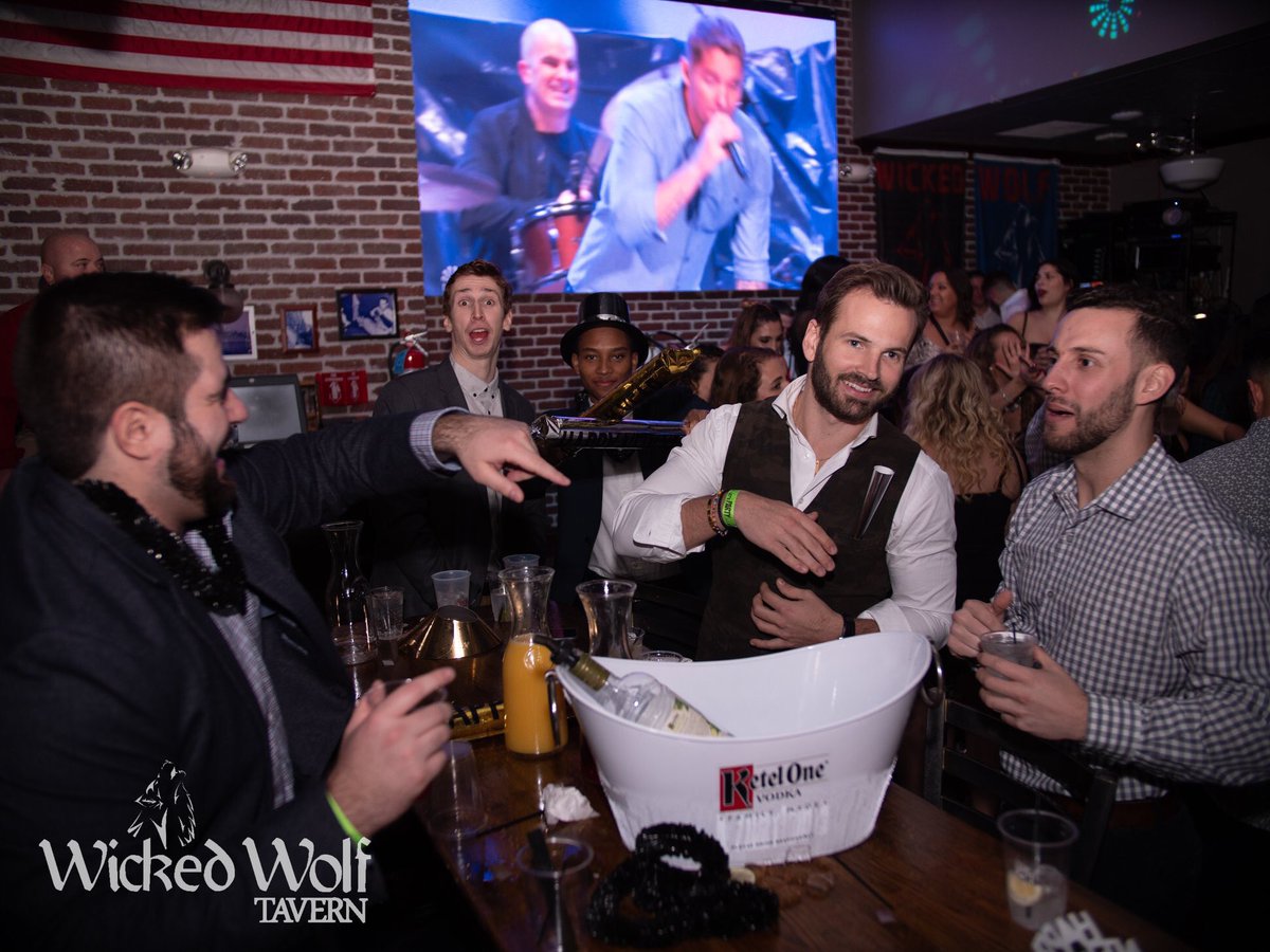 DrinkswMary's tweet photo. Ketel One Bottle Service kind of night #DiageoRep #KetelOne #BottleService #Vodka #Nightlife https://t.co/OdWcO65pu7