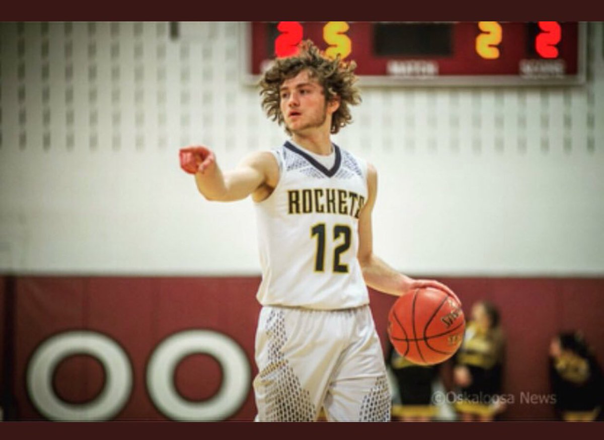 RealEBFStudents's tweet photo. Tomorrow Night is a BIG Night!!!! As we take on Pella Christian in the District Championship!!! 6:00 is tip in Oskaloosa BE THERE BE LOUD!!! Student Section- WHITEOUT #ICE https://t.co/ew6EymiZUQ