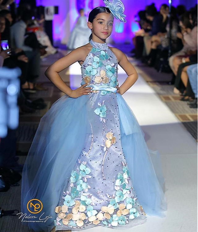 dloramoda's tweet photo. Nuestra hermosa Camila Angeles https://t.co/Y4h0kyzsYm 💙💙💙
#NJFW @Dlorakids #dloratmi18camila Joselito Lora https://t.co/roVgtDNRkx
Photo: Nelson Loja Photography https://t.co/CVu9QWT0n7 https://t.co/94ORMiEz3b