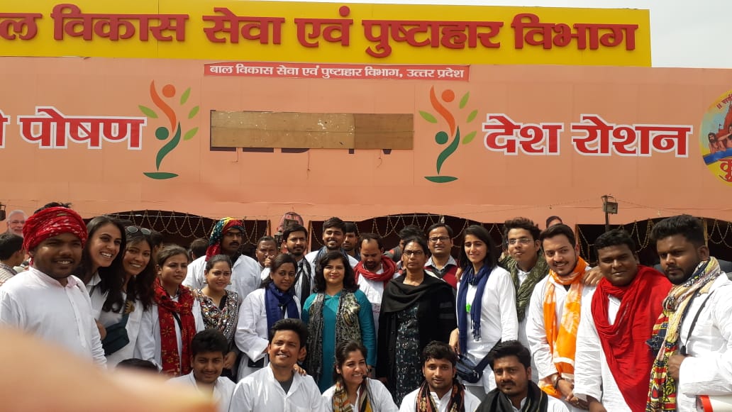 SPreraks's tweet photo. 100 performances in 24 hours & a lifetime learning on good nutrition!
We are so proud to announce that our Preraks have broken the #LimcaRecords for maximum street plays at the #KumbhMela2019 in #Prayagraj
@myogiadityanath @BJP4UP @tatatrusts @MinistryWCD
@icds_up @PoshanSpn https://t.co/RXGtZp5wLP