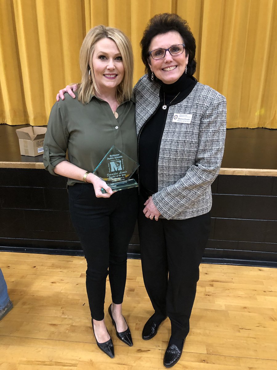 Donna Gradel tweet media