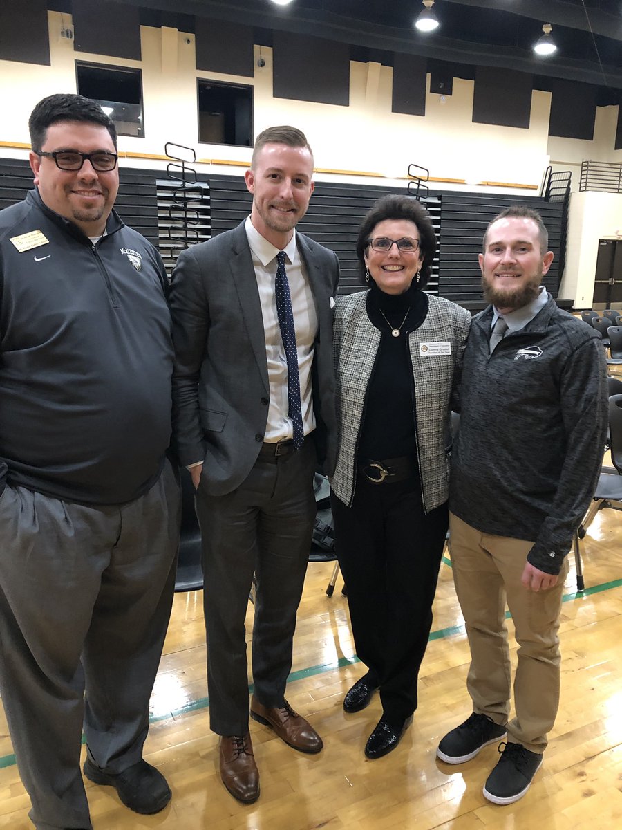 Donna Gradel tweet media