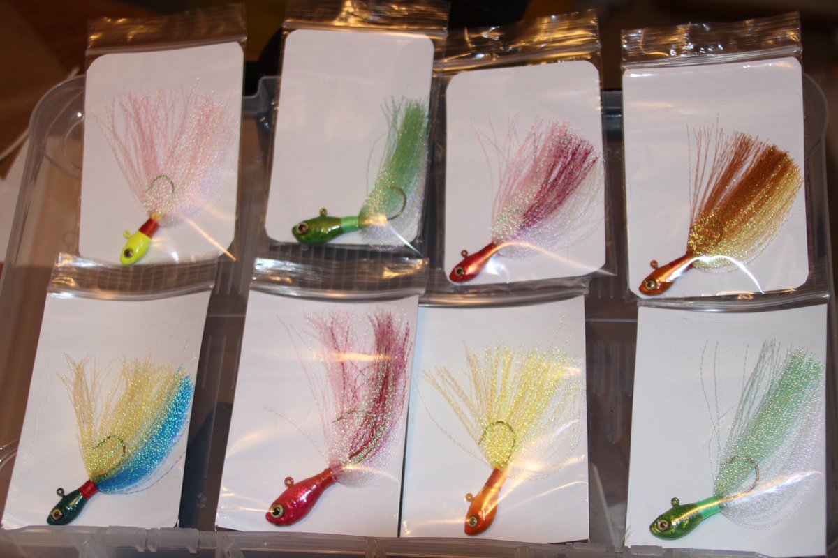 Poured, painted and tied up a few jigs🔥 website coming soon🤙🏼