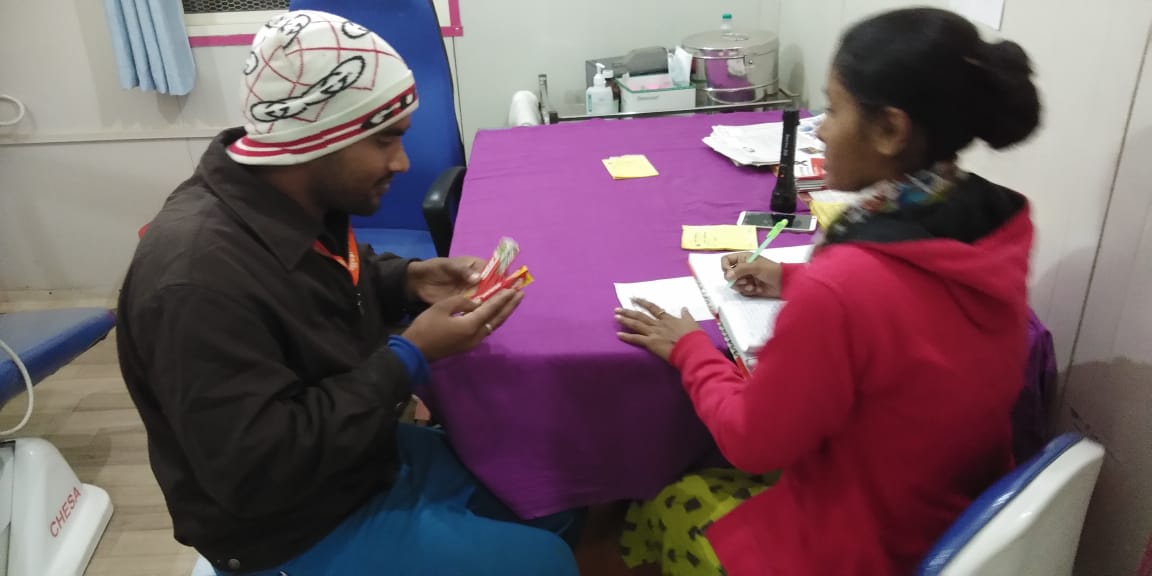 ida_head_office's tweet image. @IndianDentalAsn in association with #DaburRedToothpaste’ are conducting Community based Screening for #OralCancer, #tobaccocontrol &amp;amp; cessation by @TataMemorialHospital Mumbai, HBCH Varanasi &amp;amp; Kamala Nehru Hospital, @TataTrusts, Biocon Foundation Kumbhmela 2019 at Prayagra.