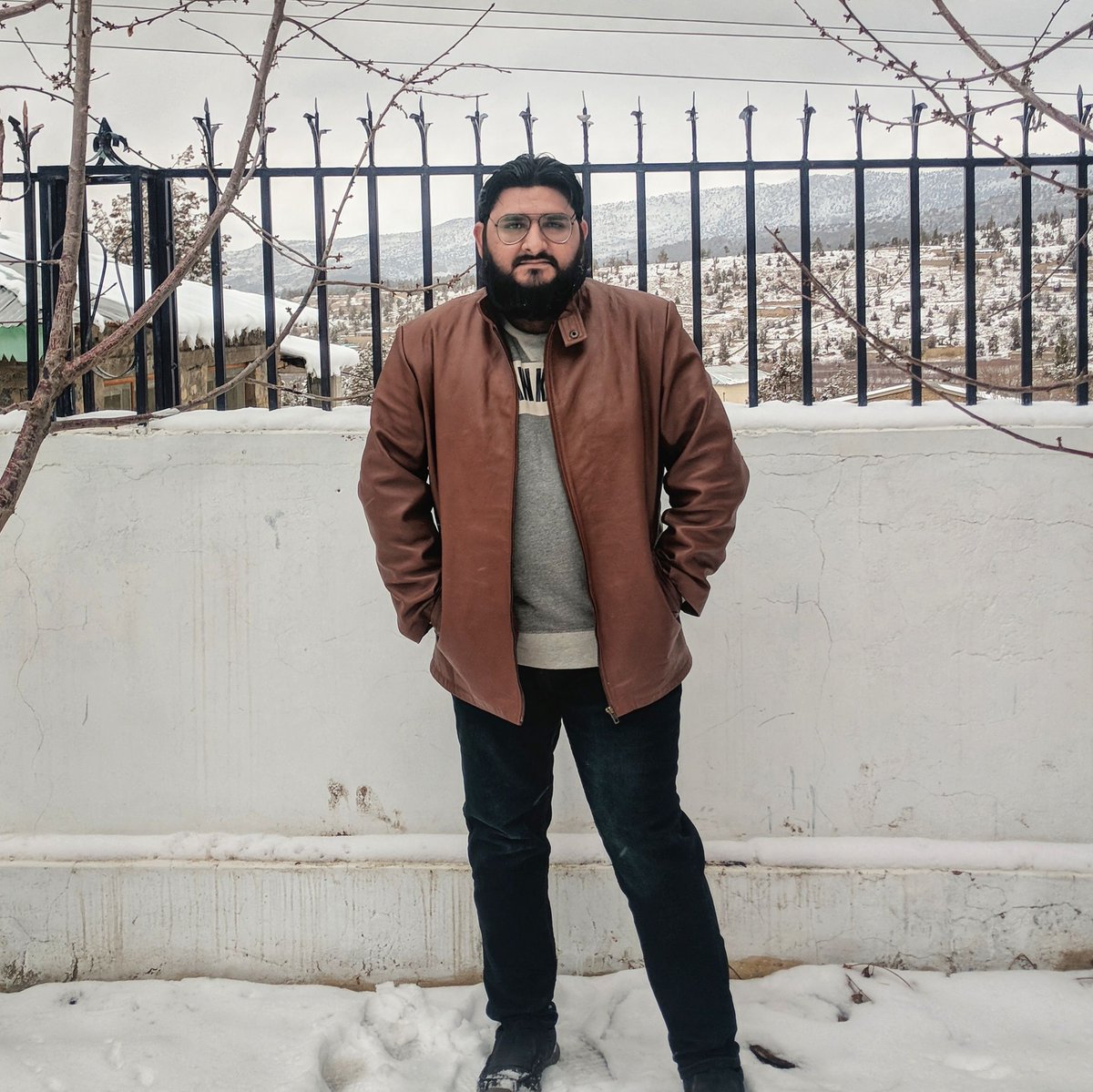 smkamranqadri's tweet image. Time to leave #ziarat, can't explain the experience in words, views are incredible, we were not expecting snowfall but we are lucky.
#devncode #devntravel #ep3 #developerslife #digitalnomad