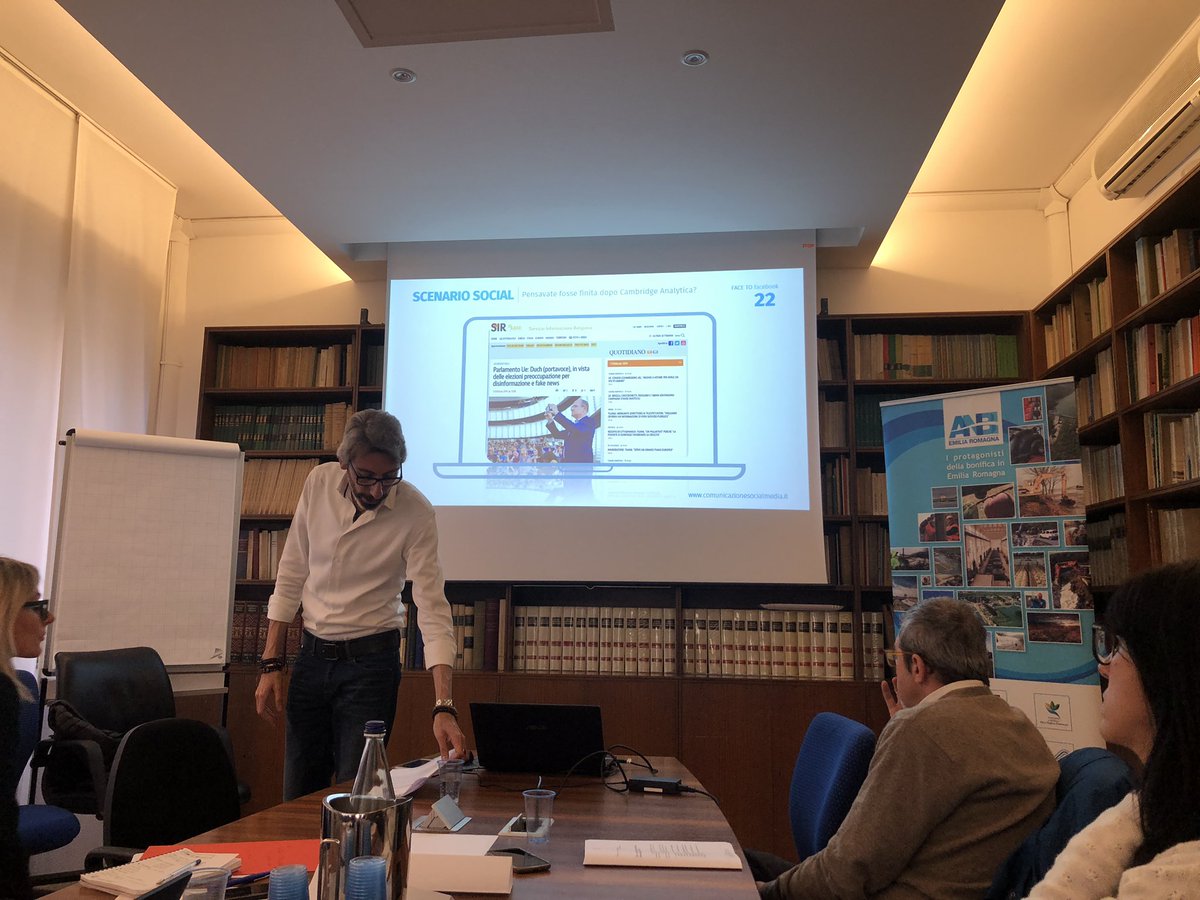 mogliedaunavita's tweet photo. In @ANBIRegioneER per il workshop sulla comunicazione dei Consorzi di Bonifica con @albemai https://t.co/hVlVlhUE8Z