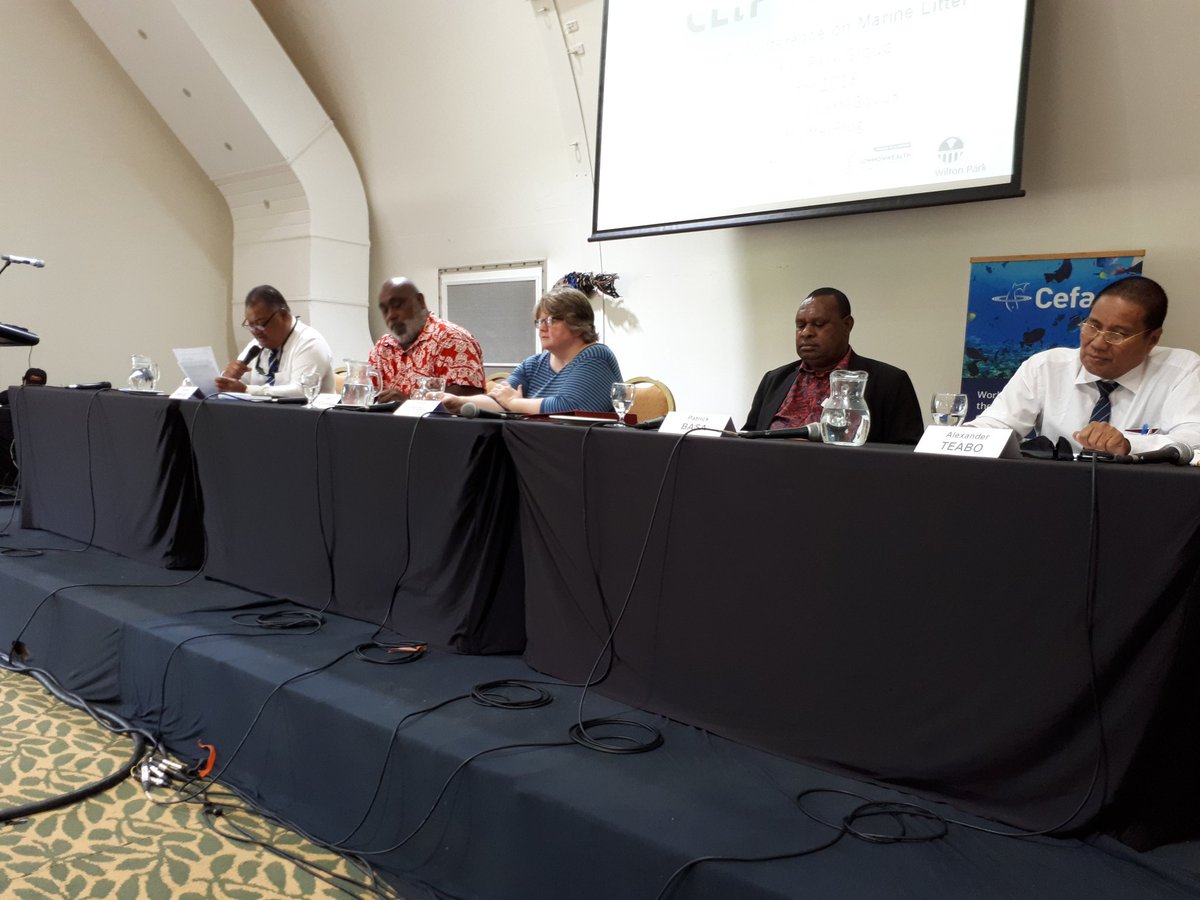 RobinHart_DP's tweet photo. Ministers from
 Fiji PNG Kiribati &amp; Tuvalu 
share their responses to #marinelitter with @theresecoffey  #Commonwealthlitterprogramme https://t.co/bbm0fi2gpZ