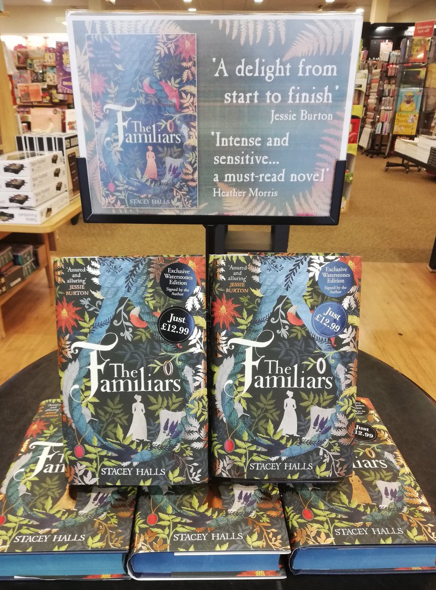 Hold your doggy close! Staff favourite #TheFamiliars @stacey_halls is a tale of the Pendle Witch trials set in atmospheric Lancashire, 1612 @BonnierZaffre