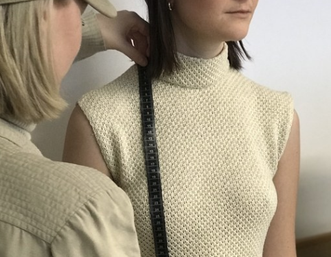 vogue_italia's tweet photo. È un collettivo creativo BITE Studios, uno dei brand protagonisti del progetto #thenextgreentalents di YOOX e Vogue Italia #alwaysupportalent #yooxygen https://t.co/Mi5ywjdnDs https://t.co/pVV7xWb0mu