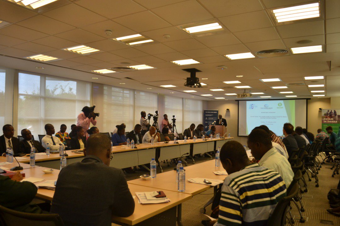 econgovplatform's tweet photo. Happening Now: @econgovplatform in partnership with the @WorldBank and @oxfaminghana is holding a roundtable workshop to propose suitable model of Fiscal Council for Ghana

A cross section of participants https://t.co/yCs9Y7QfIB