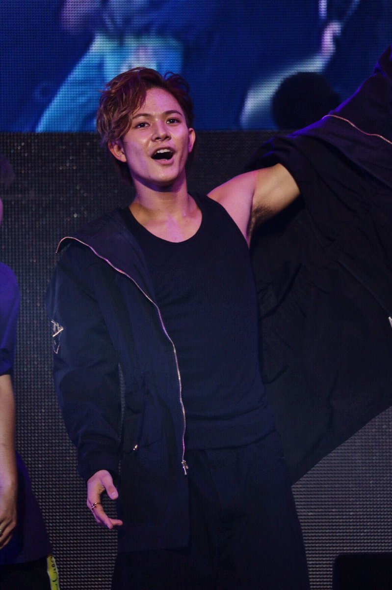 ちょっと個人的な話をさせてもらうと… 僕は2007年に大阪城ホールで行