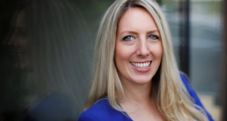 TechgirlNL's tweet photo. Nienke Budde: “Ik had niet verwacht dat een vrouwelijke ceo zo snel al impact zou maken” https://t.co/NmIr7O6abG #techgirl #womenintech #decentralizedVPN @zezameco https://t.co/NNuFIHZH7Q