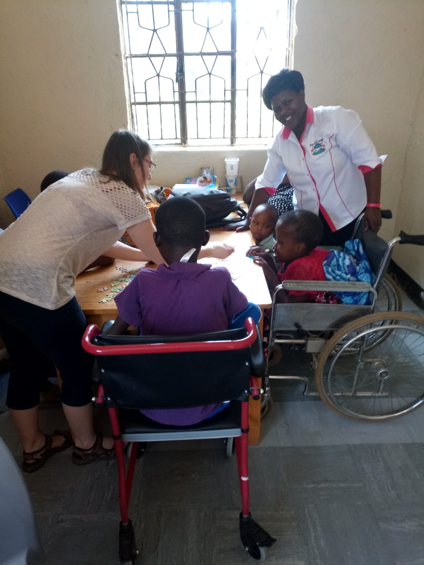 FirstLadyNakuru's tweet photo. One of the Children under our placement programme who got the chance in subukia Sub County. 
We shall continue using the partnership  we have to ensure children with the same condition get the best care @BeyondZeroKenya @FirstLadyKenya @KenyaRedCross #BeyondZero @GovLeeKinyanjui https://t.co/egWVLcXOna