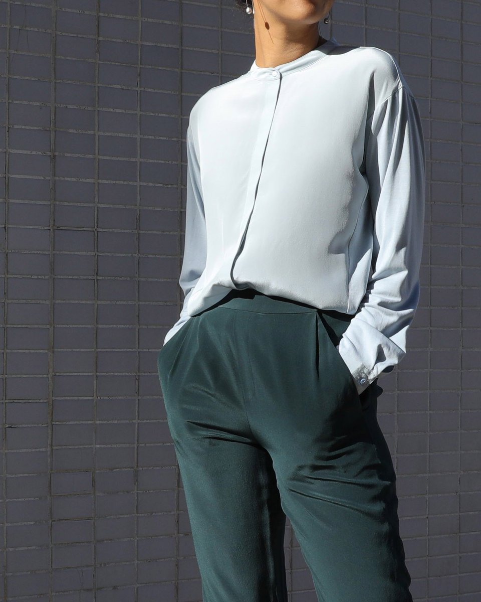 granacom's tweet photo. Spring into Silk. Your favourite chinese silk collection is now 25% off - how can you resist?⁣ shop now via https://t.co/t9oKJ9BLlE https://t.co/LtempGMO9k