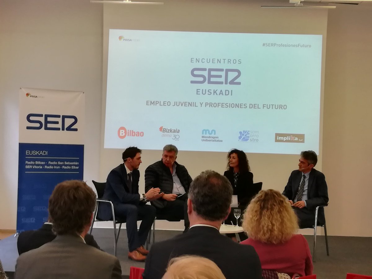 sazpilikueta's tweet image. #SERProfesionesFuturo El 20% de las ofertas de empleo ya tenían componente digital el año pasado @EvaDomaika @MUnibertsitatea #LearningFromFuture