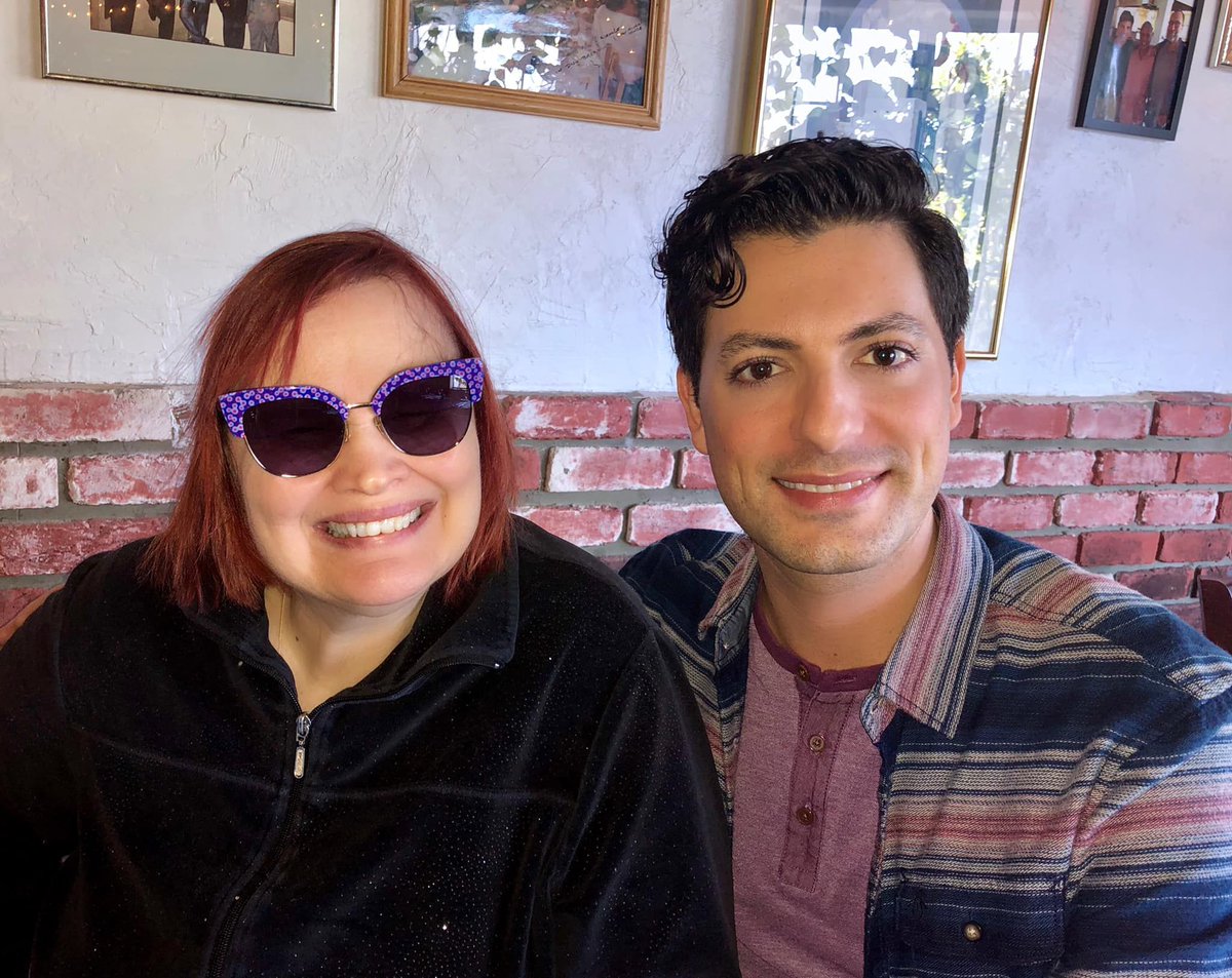 DianeSchuur's tweet photo. Owee and I Caught up with Jazz Singer #JonathanKarrant. He's in town doing his show at the #PurpleRoom. One of my #favorites here in the Desert to perform at. He brought me these really cool #KateSpade glasses. What a guy...Love You Jonathan!! Give em' Heaven tomorrow night. https://t.co/1ekgnWoMSg