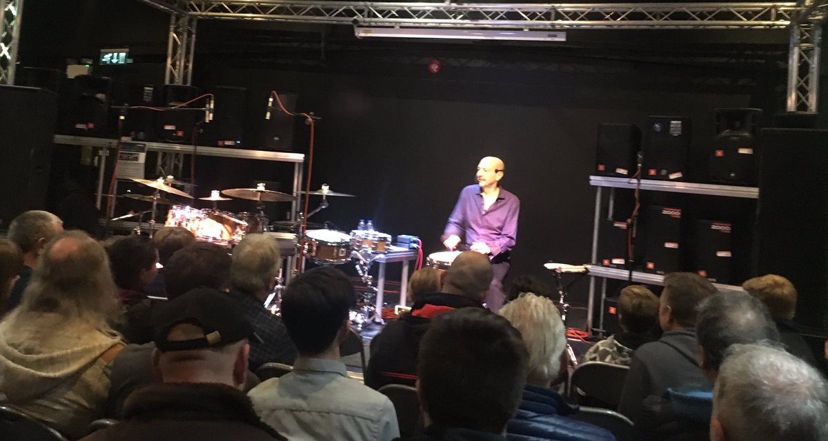 We had a great night at the <a href="/stevesmithdrums/">Steve Smith</a> clinic, thanks #absolutemusic #sonordrums now need to practice 13/8 🤔