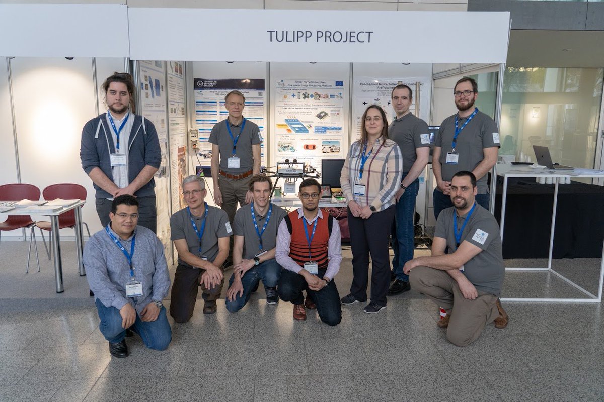 hipeac's tweet photo. ❓Did you know that in X-rays no frame can be lost? 
❓Did you know that better optical imaging can improve surgical efficiency while lowering radiation? 
❓How do you squeeze powerful image processing into tiny computers?
@TULIPP_H2020 has the answers! 
📺https://t.co/AylNBc6O7p https://t.co/yz4ZdFyAlT