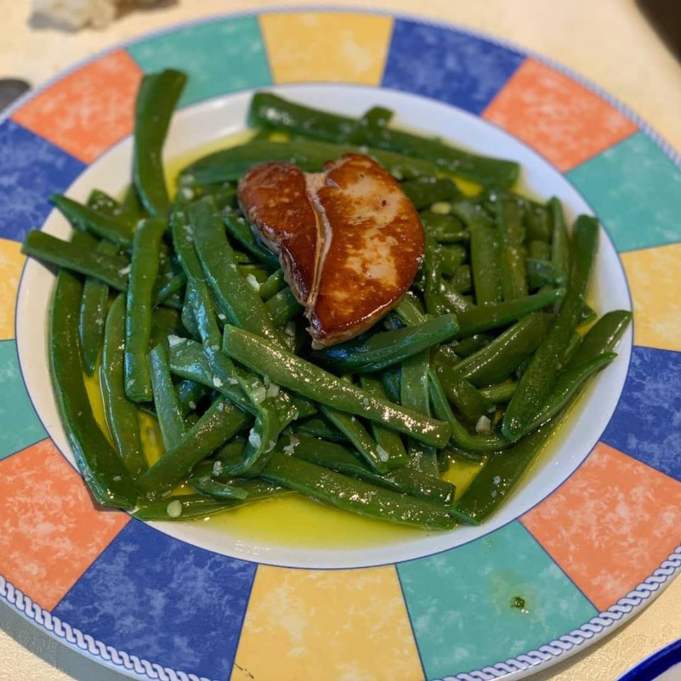Anartur_Navarra's tweet photo. ¡Qué hambre nos dan estos platos de #ChefClaudio !

Por si no lo sabías, este restaurante está dentro del #HomenajeaLaCocinadeLaAbuela y podría ser el inicio de una ruta gastronómica con #saboratradicion que te llevará por toda Navarra. 
¿Vas a probarlo?😉
By: @enjoty_es https://t.co/wfXu6L2eLJ