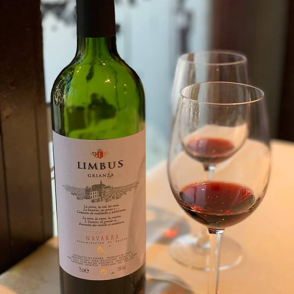 Anartur_Navarra's tweet photo. ¡Qué hambre nos dan estos platos de #ChefClaudio !

Por si no lo sabías, este restaurante está dentro del #HomenajeaLaCocinadeLaAbuela y podría ser el inicio de una ruta gastronómica con #saboratradicion que te llevará por toda Navarra. 
¿Vas a probarlo?😉
By: @enjoty_es https://t.co/wfXu6L2eLJ