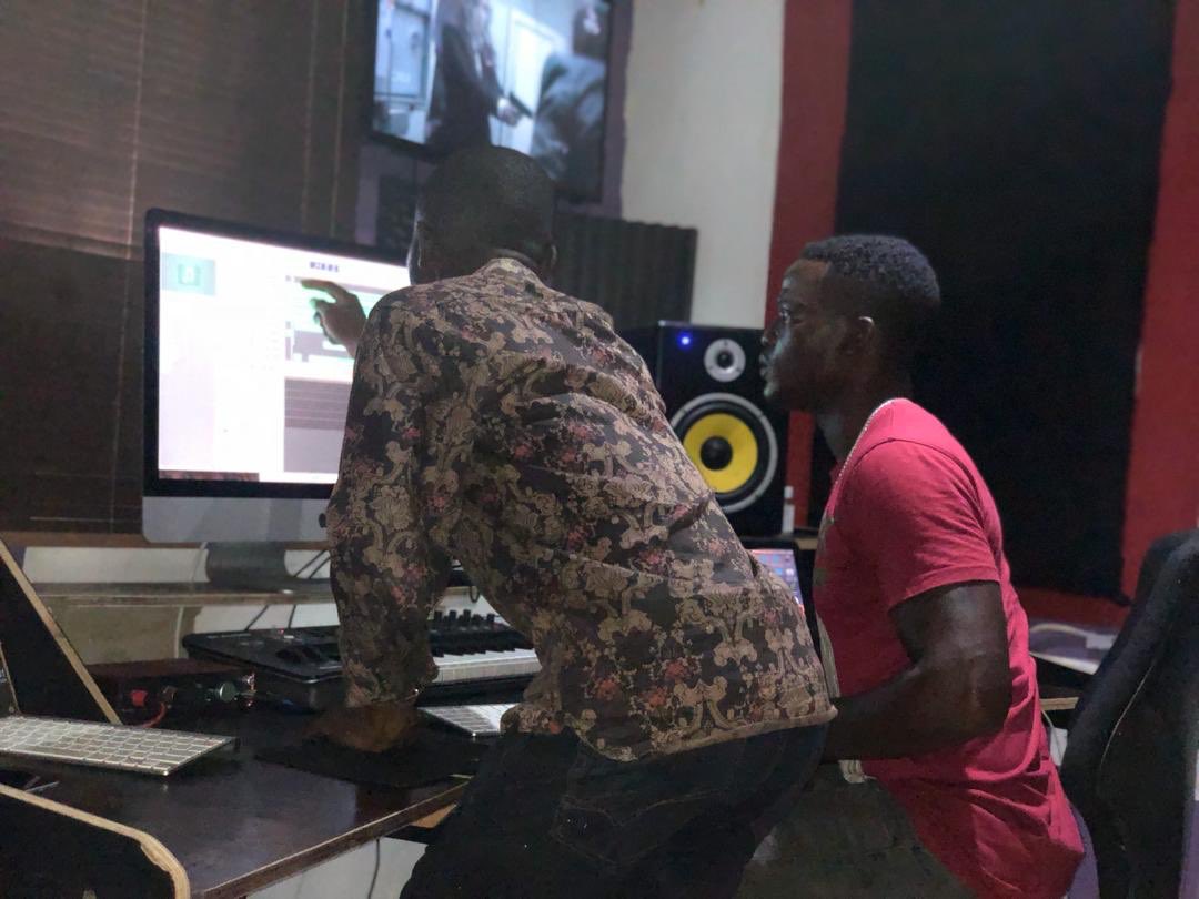 IProducetheBest's tweet image. I AM ONE OF THE ENLIGHTENED ONES.I AM HERE TO BRING OUT THE LIGHT IN YOU.#ENLIGHTENEDONE.#HUSTLERSPRAYER.#THEMONSTERINME.#HIVEBEATZ