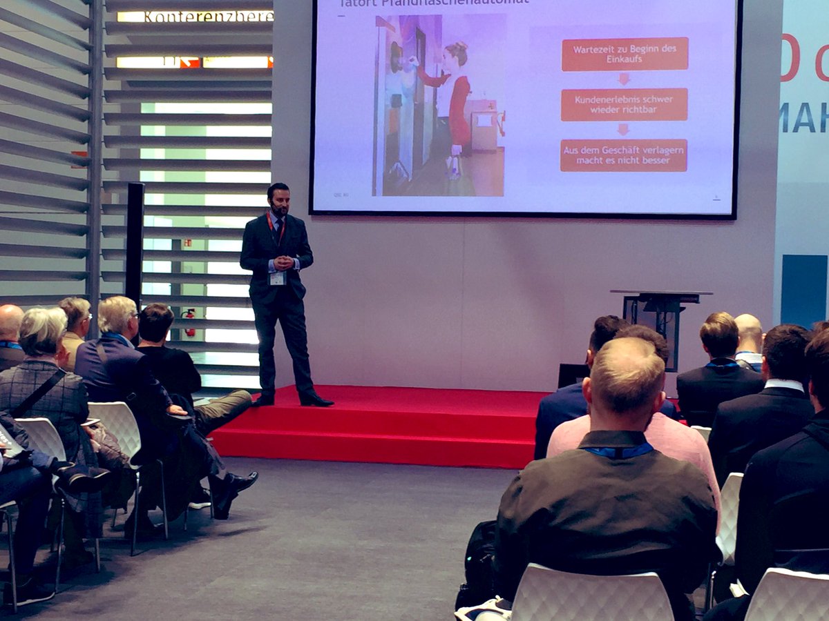 Die Digitalisierung des Handels macht große Schritte. Den Einstieg im Omnichannel Forum der EuroCIS macht #michaeldieter, IoT Evangelist, mit der Frage nach belastbaren Cases für zusätzlichen Technologieeinsatz im Einzelhandel. Mehr Schein als Sein? Das Forum ist voll!