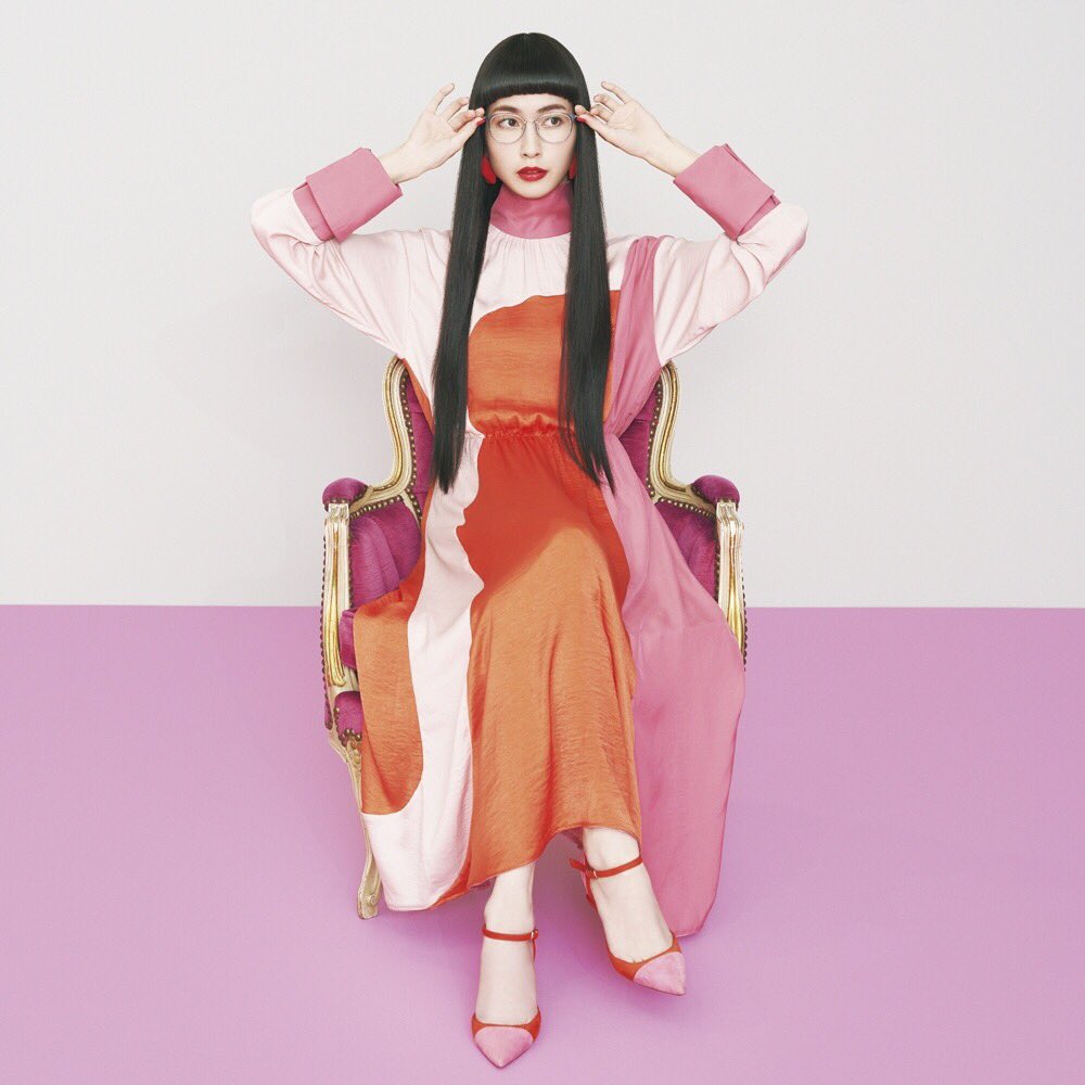 内田ゆうほ Rim Of Jinsブランドリニューアル ルミネ新宿店リニューアルオープン 新しいイメージビジュアルを務めました シーンに合わせたメガネや雑貨 それを楽しむライフスタイルを提案してくれるそうです Rimofjins リニューアル Grassesareyou