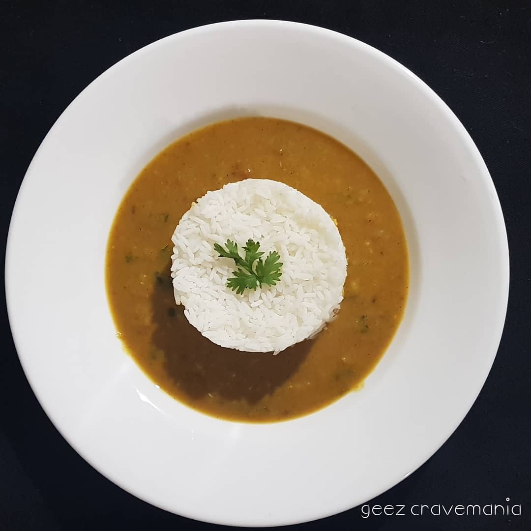 #dalandrice🥘
Dal and rice is a staple diet of the Indians.
#foodporn #foodlife #foodie #foodgasm #foodism #food #foodiholic #foodphotography #homemade #tobechef #yummy #tasty #delicious #fingerlicious #loveforcooking
#geez_cravemania♡