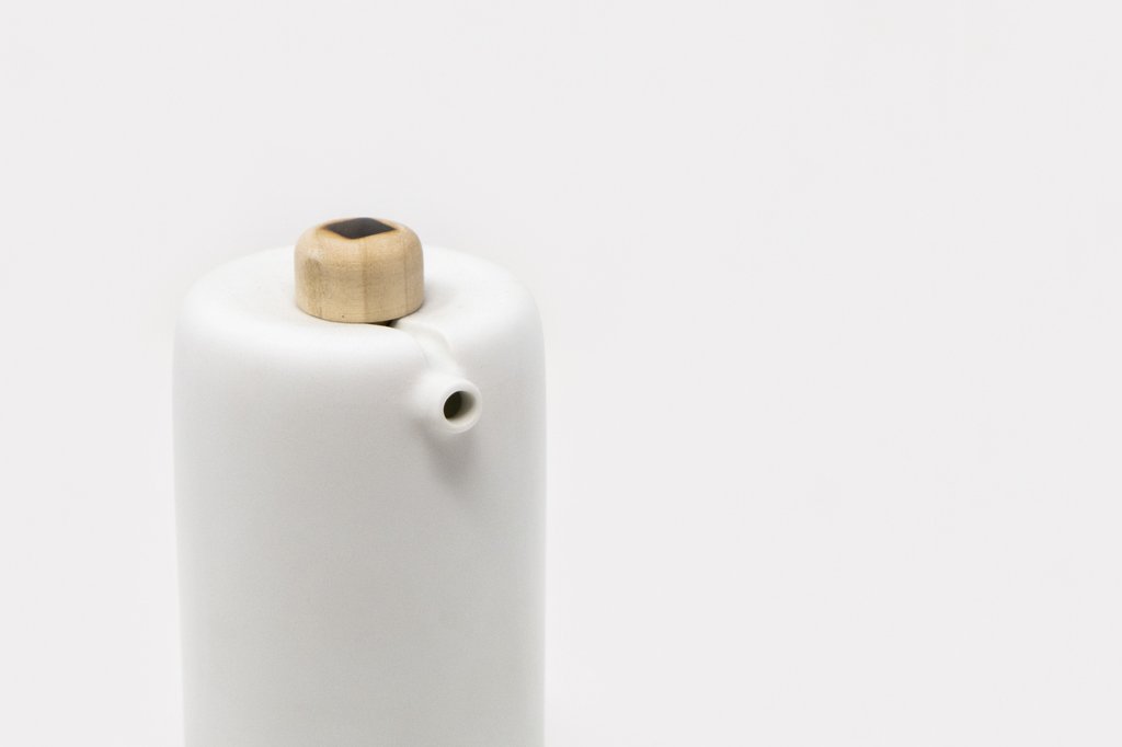 Bombette
designed by Kanz for <a href="/handsondesign/">Adriana Molina</a>
manufacture @risogama