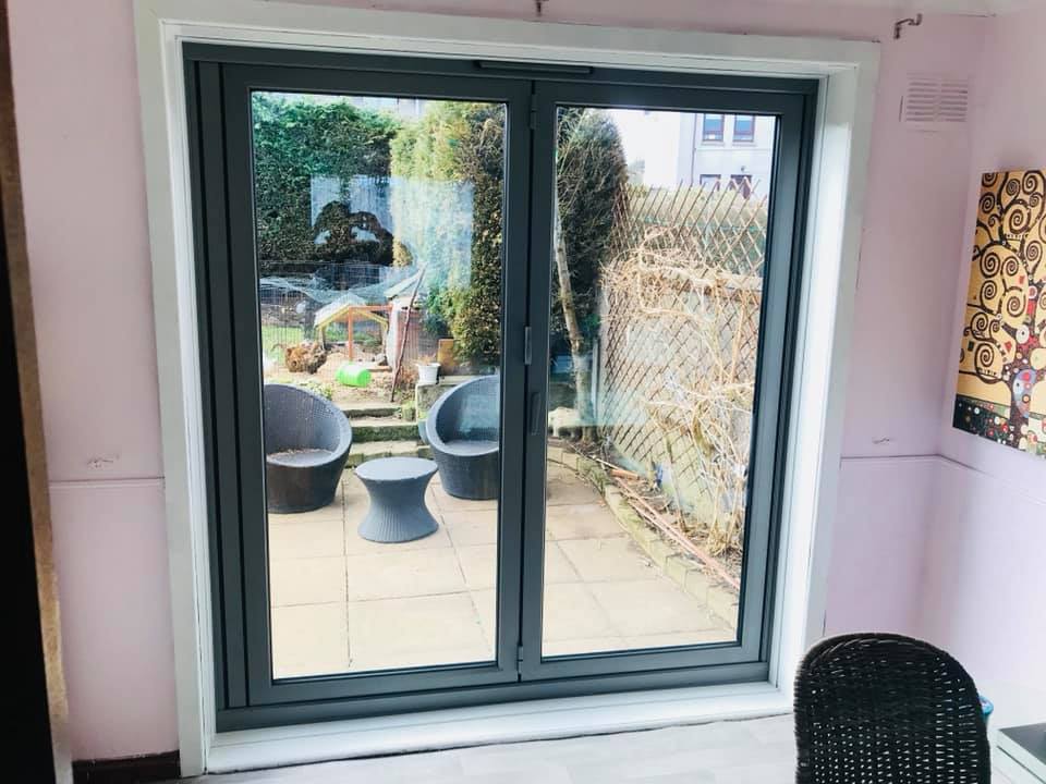 Nice little two door  @Originbifolds  old patio replacement today!
Old doors were held together with gaffer tape so the new origin doors are like a dream! #orgin #bifolds #aluminiumbifolds