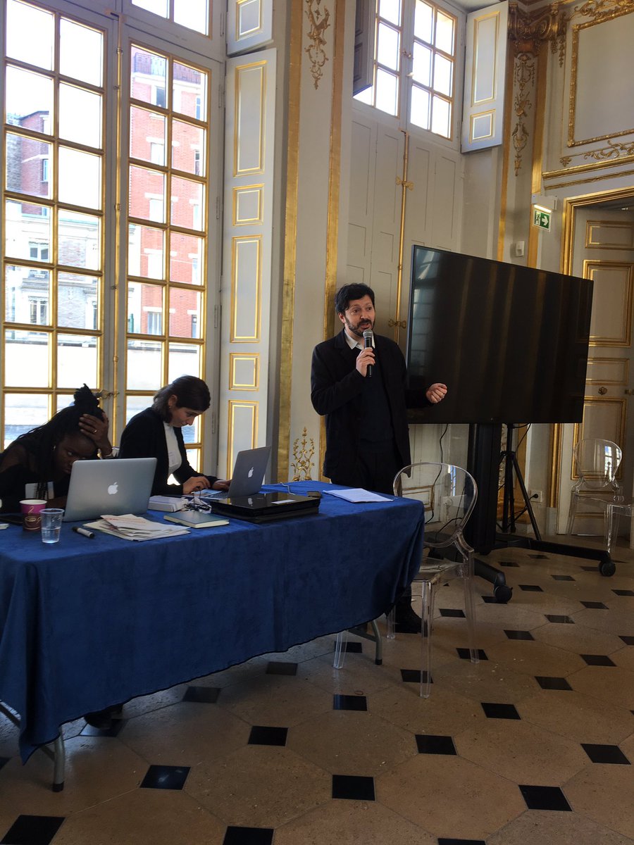 Intervention de <a href="/NathStern/">Nathan Stern</a> à l’occasion de la journée inter associative organisée par la Fondation <a href="/Monoprix/">Monoprix</a> « quel impact le l’#IA sur l’#intérêt général » ? @DonsSolidaires <a href="/isabelleboudard/">Isabelle Boudard</a>