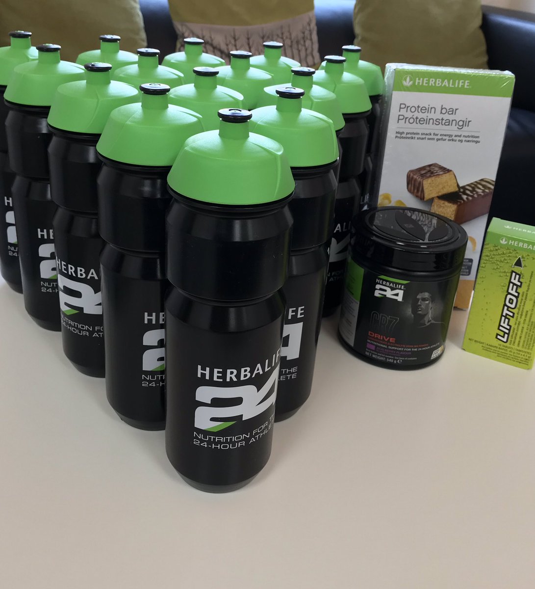 So pleased to be providing the girls from Ecclesbourne School in Duffield with water bottles, protein bars and rehydrate so they can smash their National Netball Tournament in a couple of weeks time 🏐💪🏻💚👟👟#netball #ecclesbourne #duffield #derbyshire #24duffield #sports #go
