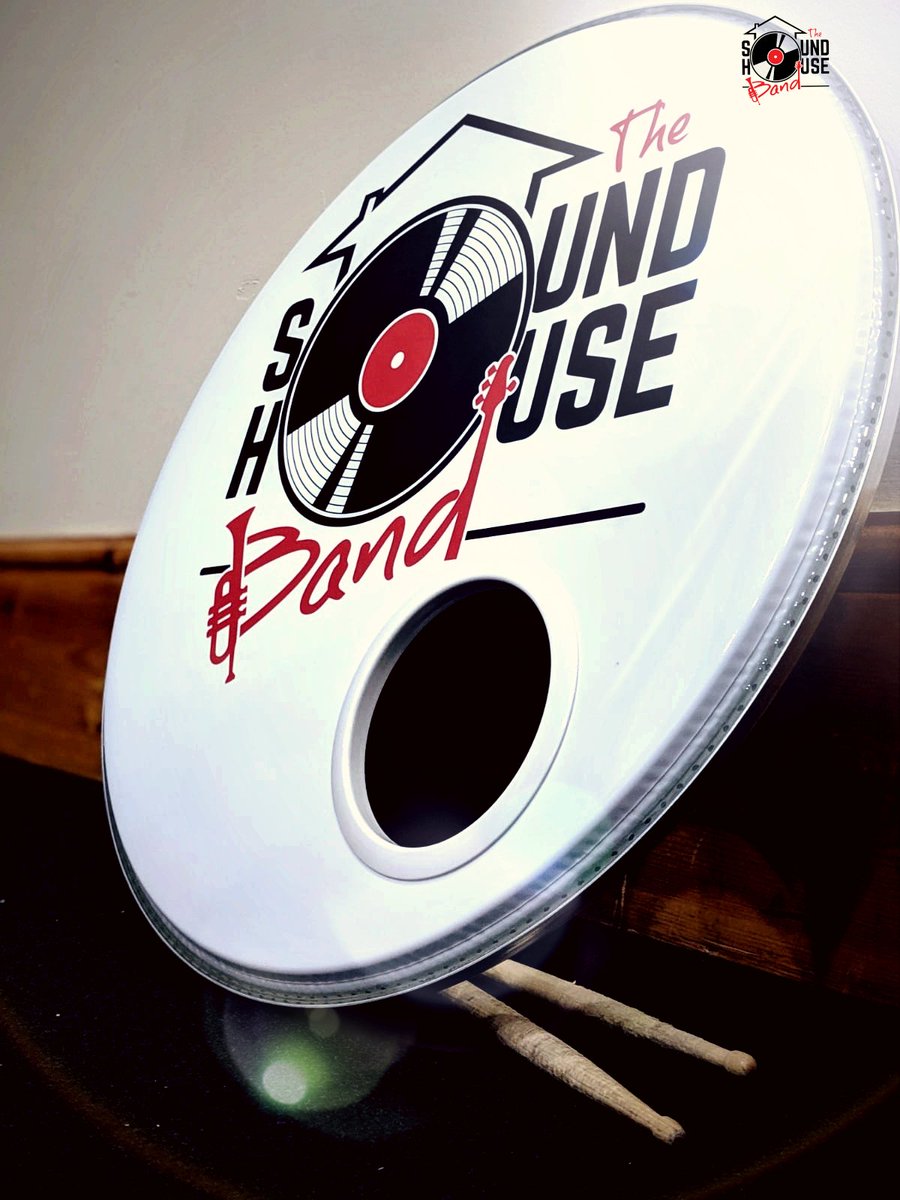 #LevelUp Alert!! I'm excited to unveil the shiny new #drumhead for my Collective <a href="/SoundHouse_Band/">The SoundHouse Band</a>. Thank you to <a href="/customskinshq/">CUSTOMSKINS</a> for the great job.
...
..
...
#drums #liveband #gettoknow #soul #motown #events #livemusic #upgrade #Passion