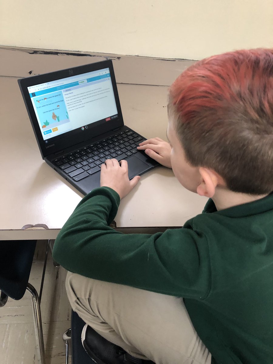 MMS_Panthers's tweet photo. Coding in #STEM class today! #GameDesign #CreatingShapes #AddingStyleToText and more! #PantherPride #GreatDay2BAPanther https://t.co/VvKgmHoc3p