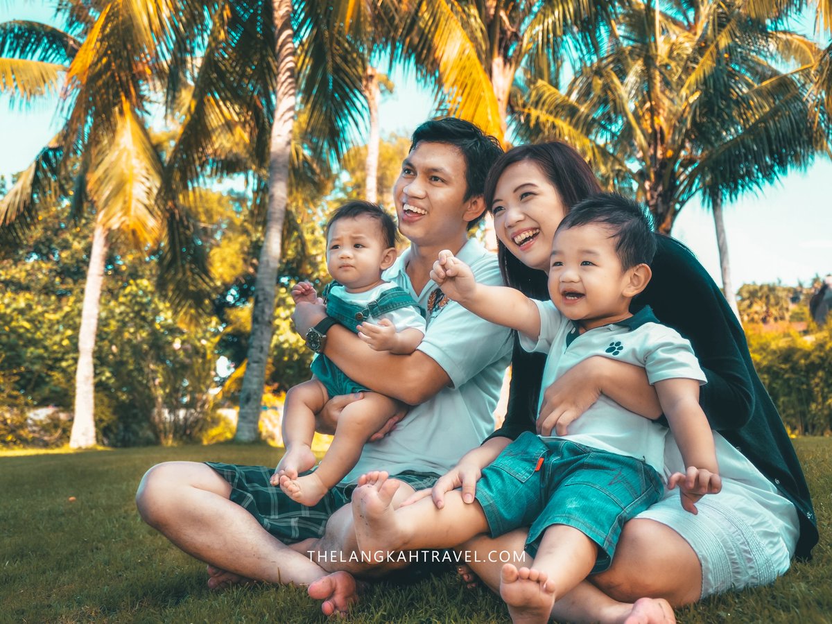 Yuk liburan ke Lombok bareng keluarga tercinta. Banyak paket wisata menarik yang bisa kamu booking. BONUS dokumentasi keren juga 😉
••••••
WA +62-821-4435-6010
info@thelangkahtravel.com
thelangkahtravel.com