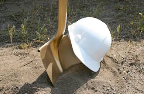 Uni_GreaterMcr's tweet photo. 👷 Break ground in the construction sector
We're proud to offer a new degree:
Facilities Asset Management
Expert lecturers + practical opportunities + relevant modules = a rewarding career:
https://t.co/6yYNzLWmwz
#UniAsItShouldBe #UoBolton #BoltonEngineering #SubjectSpotlight https://t.co/44PzACjils