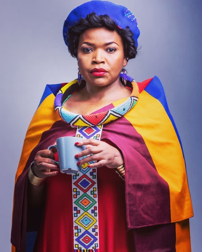 africa_dialogue's tweet photo. #NewInterviewAlert
Read our latest interview with award winning actress, producer and writer, Florence Masebe @FloMasebe here.
Together with our very own Elelwani Netshifire @lwanie, arts as well as the role of law in artist recognition is discussed.
https://t.co/odGWE833NQ https://t.co/7GNFESoE6s