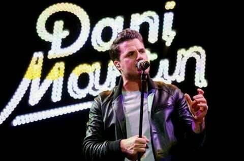 Muchas Felicidades <a href="/_danielmartin_/">Dani Martín</a> el más guapo del mundo mundial! ❤