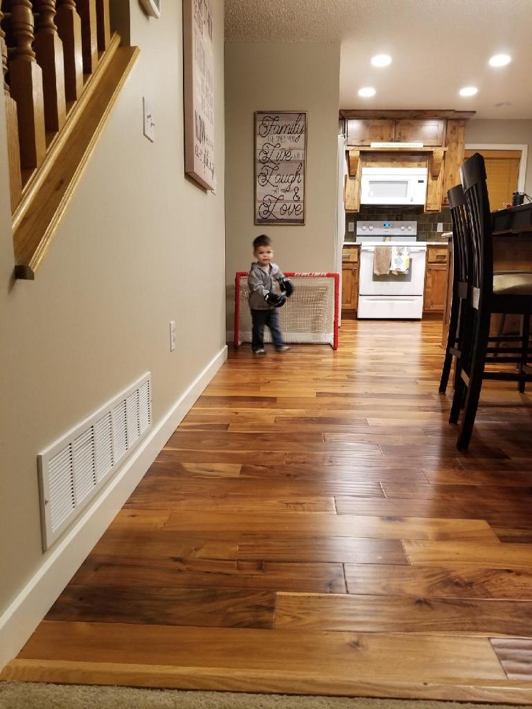 fritch21's tweet photo. His name Vaughn. Nice to know if the hockey thing doesn’t work out he will have a fall back plan!!! @Chris_Hawkey https://t.co/fVgXQVmTnZ