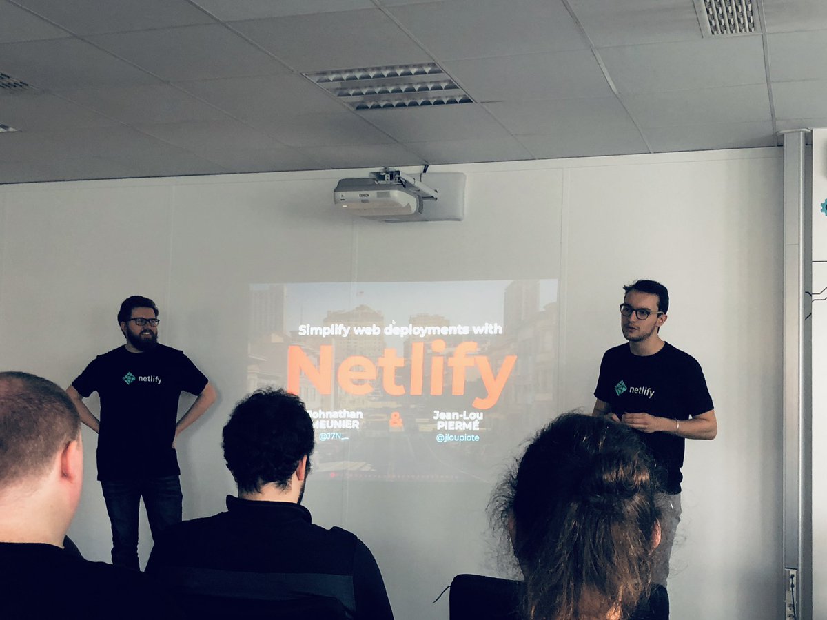 martin_jouffroy's tweet image. Ce midi c’était #BBL sur le déploiement web avec #Netlify par @j7n__  au #WebCenter #AXA