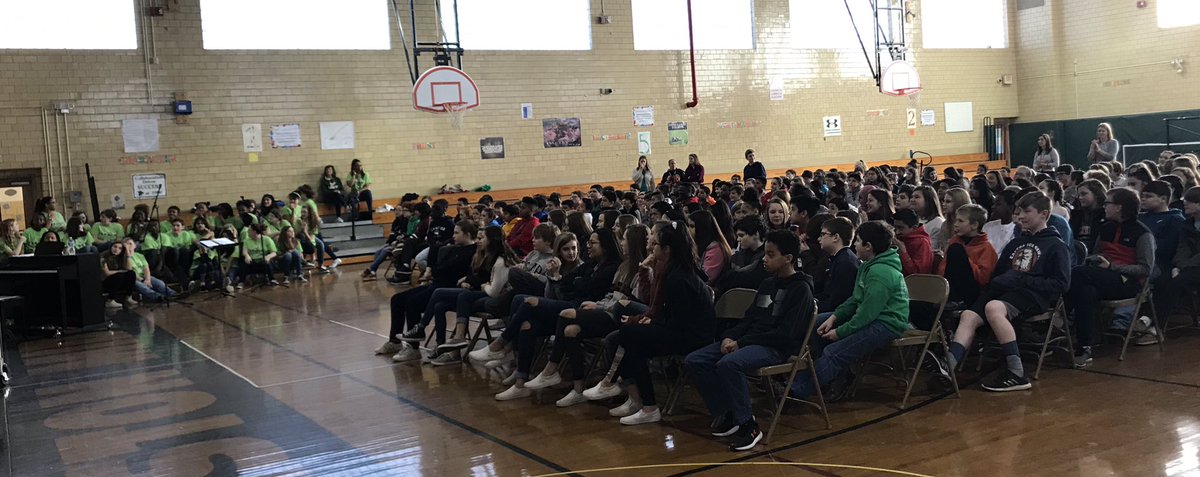 Easton Middle School tweet media