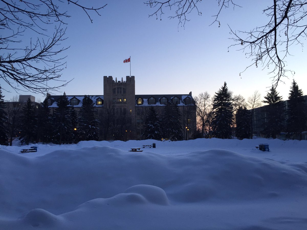 thechemdr's tweet photo. Love getting to @umanitoba campus at 7:30am and it being light! Guess it means that winter is (ever so slowly) receding? #PostDocLyfe #GroupMeeting #NeedCoffee https://t.co/mXIhAFODaW