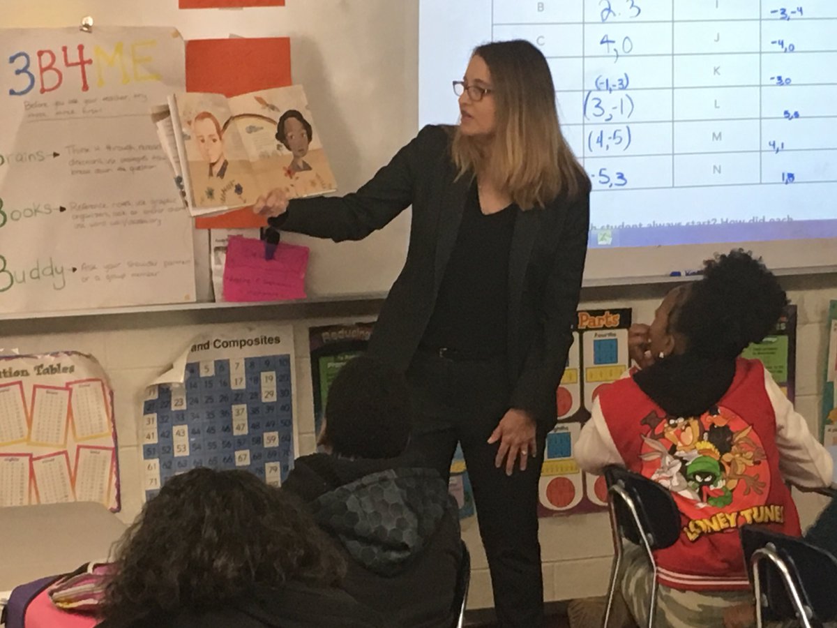 JEShepardMiddle's tweet photo. African American Read-In Day has started. Thank you to all of our community volunteers and leaders who are reading and sharing with our students! #SMSGrowthSuccessNothingLess #WeAreDPS https://t.co/1G3cM5tEfQ