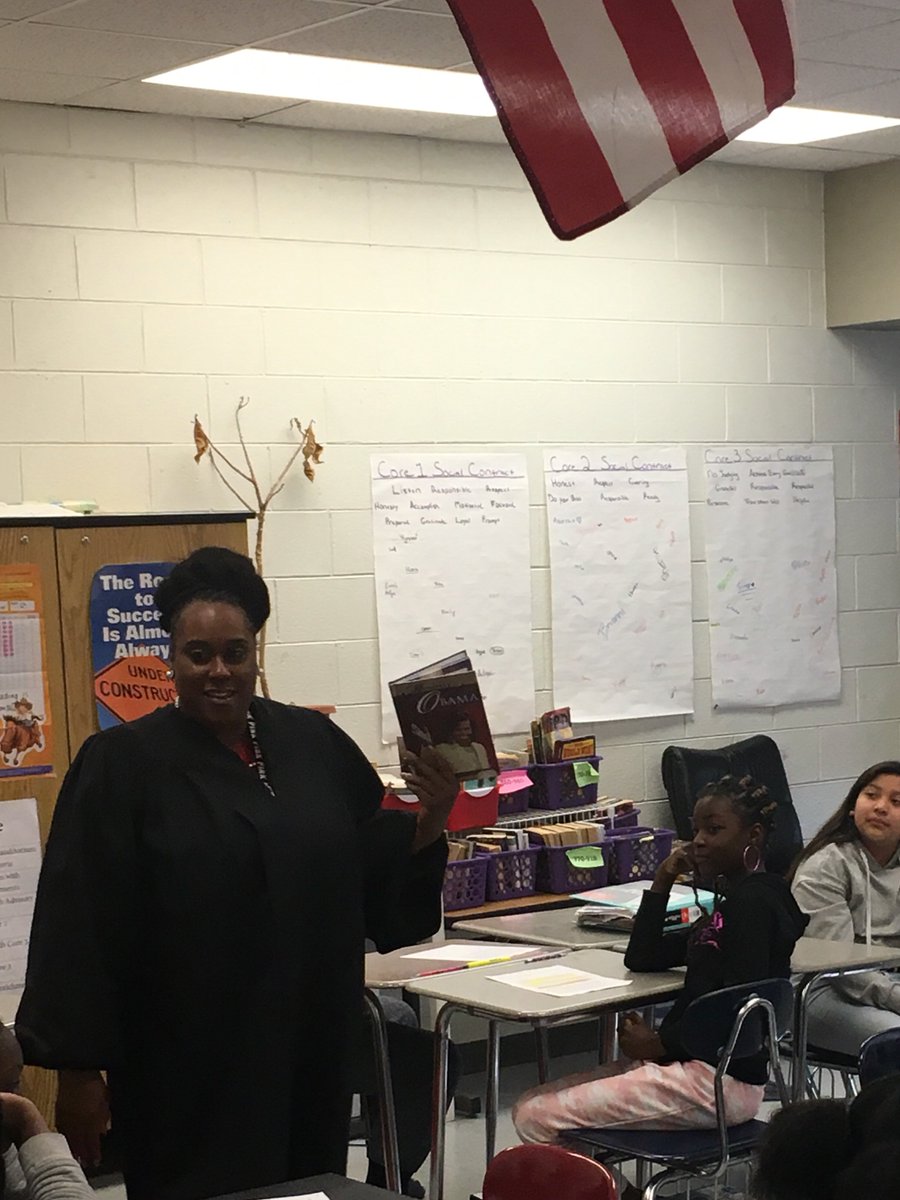 JEShepardMiddle's tweet photo. African American Read-In Day has started. Thank you to all of our community volunteers and leaders who are reading and sharing with our students! #SMSGrowthSuccessNothingLess #WeAreDPS https://t.co/1G3cM5tEfQ