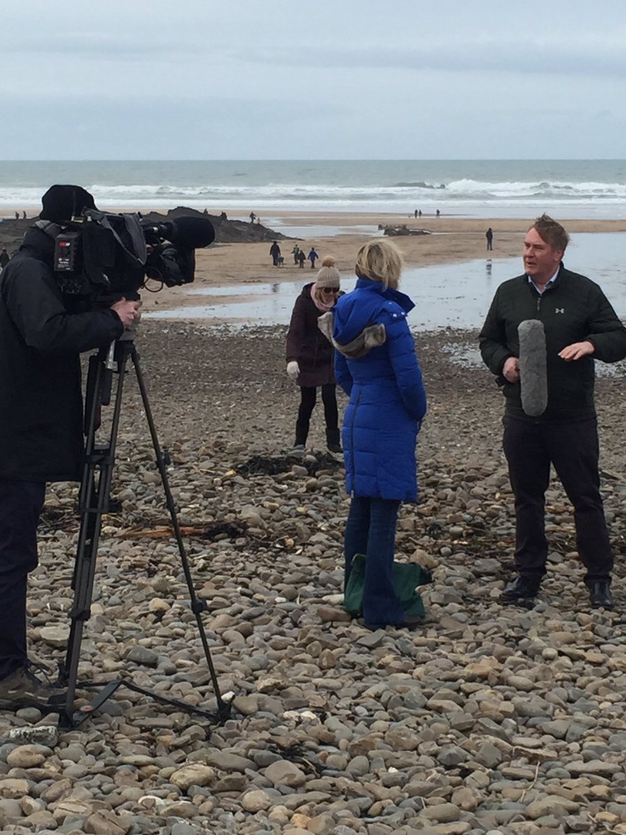 ReFILL Bude appearing on BBC Spotlight tonight. 6.30 pm. Let’s celebrate the #RefillRevolution #RefuseReuseRepurposeReFILL @BBCSpotlight @AGreenerBude @BeachCareSW @SouthWestWater