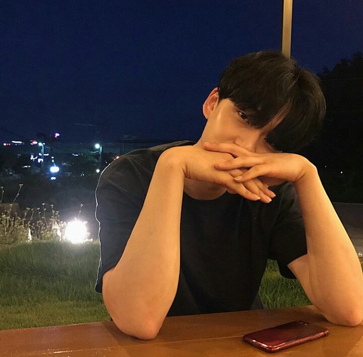 🍓Ply__•ㅅ• ft:จบนะ...บอกเลย.. tweet media
