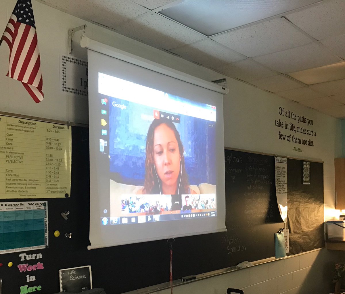 HickoryMS_Hawks's tweet image. Mrs. Deir’s Science class eagerly awaiting their morning skype session with @NatGeo and other classrooms around the country! #SOARingintoScience